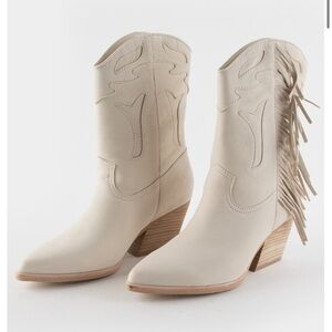 NWT Dolce Vita Liona Ivory Fringe Leather Heeled Cowboy Boots - 7.5